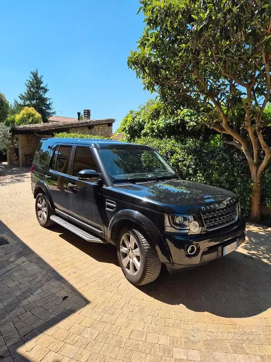 Land Rover Discovery 2015 photo 4