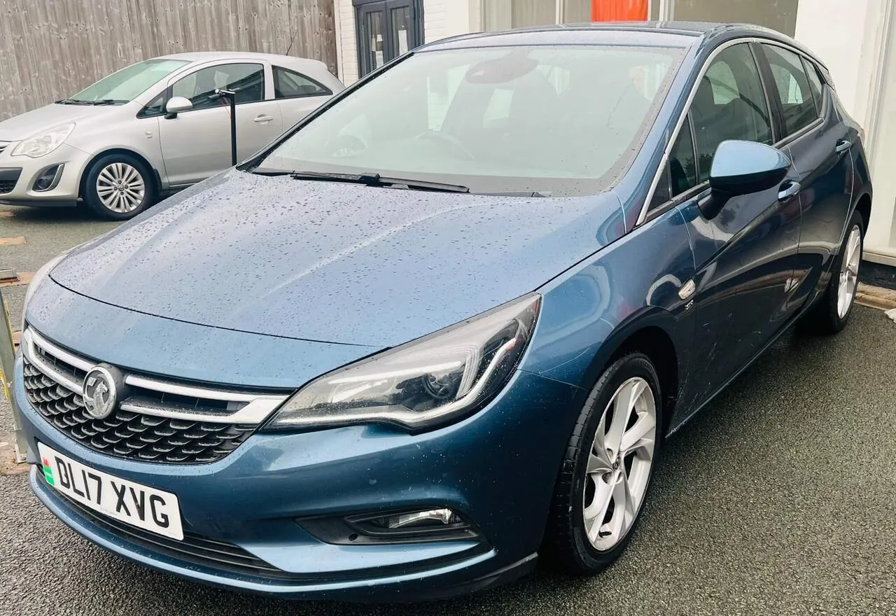 Vauxhall Astra 2017 photo 3