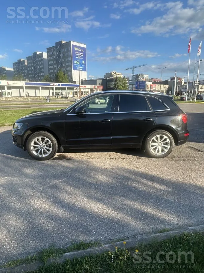 Audi Q5 2011 photo 2