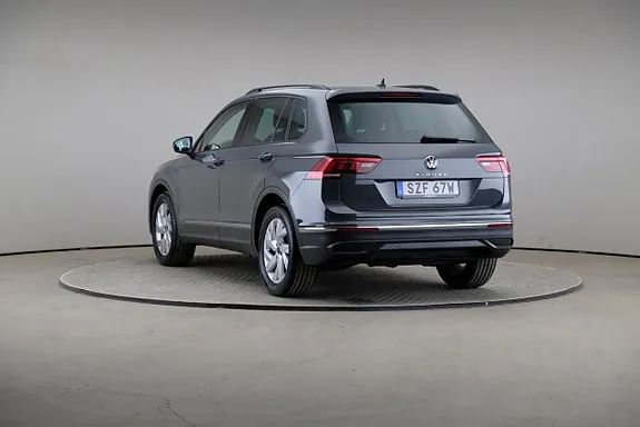 Volkswagen Tiguan 2024 photo 2