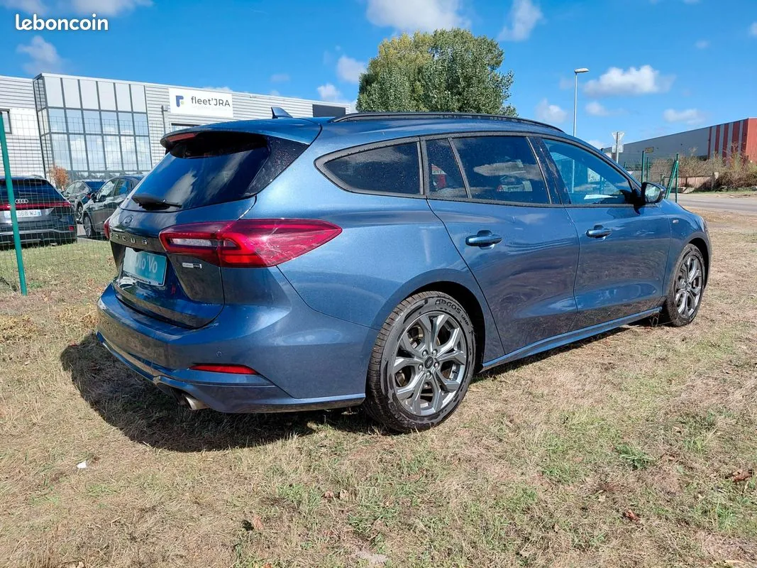 Ford Focus 2023 photo 5