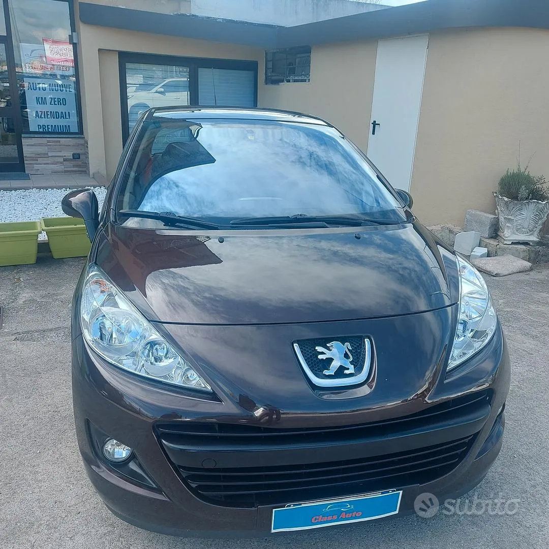 Peugeot 207 2011 photo 5