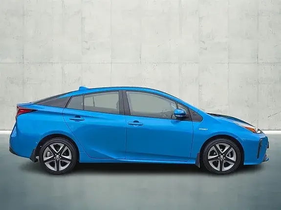 Toyota Prius 2021 photo 4