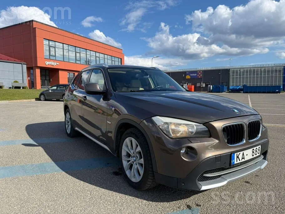 BMW X1 2010 photo 2