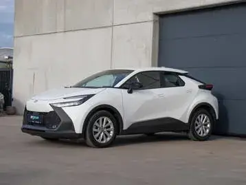 Toyota C-Hr 2024 photo 2