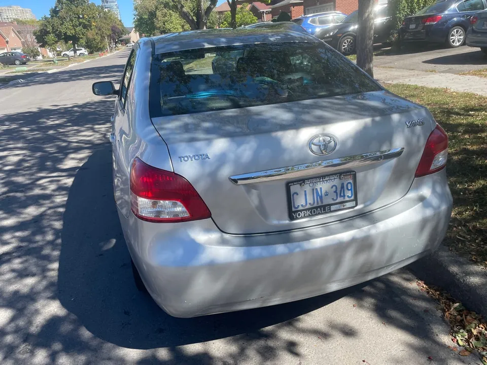 Toyota Yaris 2009 photo 4