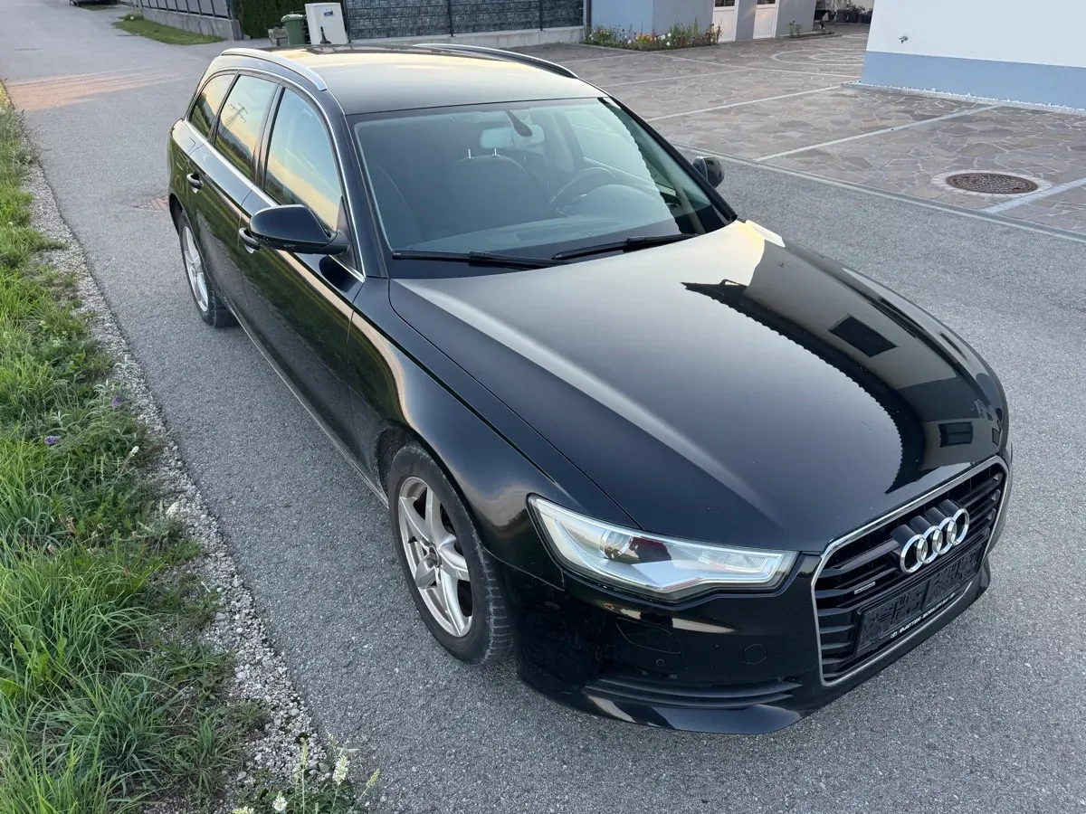 Audi A6 2012 photo 2