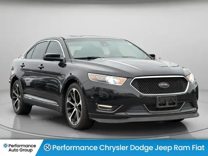 Ford Taurus 2015 photo 3