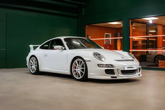 Porsche 911 2007 photo 2