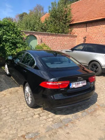 Jaguar Xe