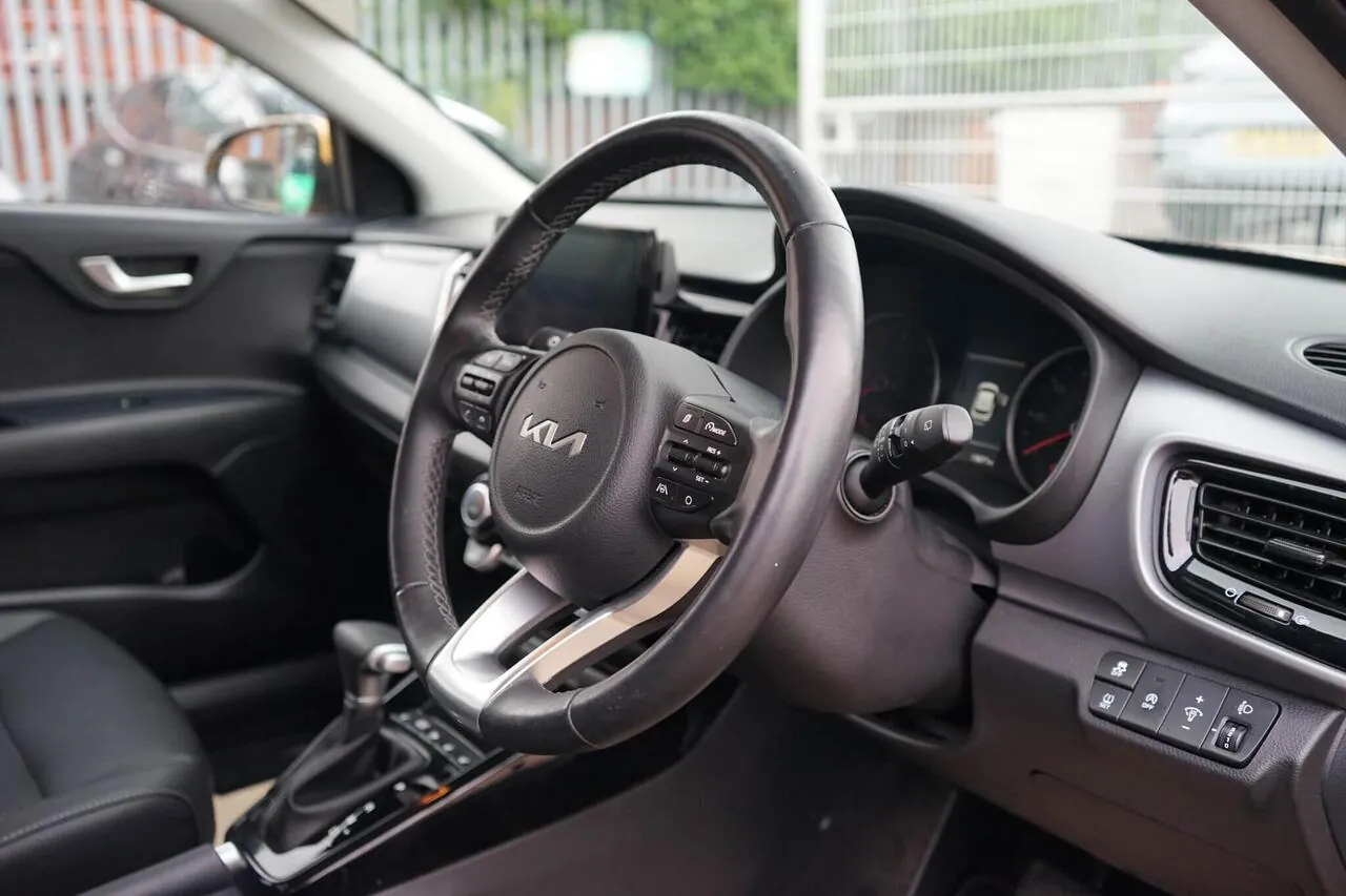 Kia Stonic 2024 photo 4