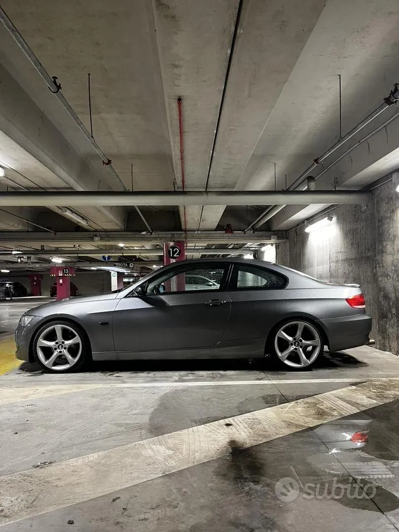 BMW E92 2007 photo 2