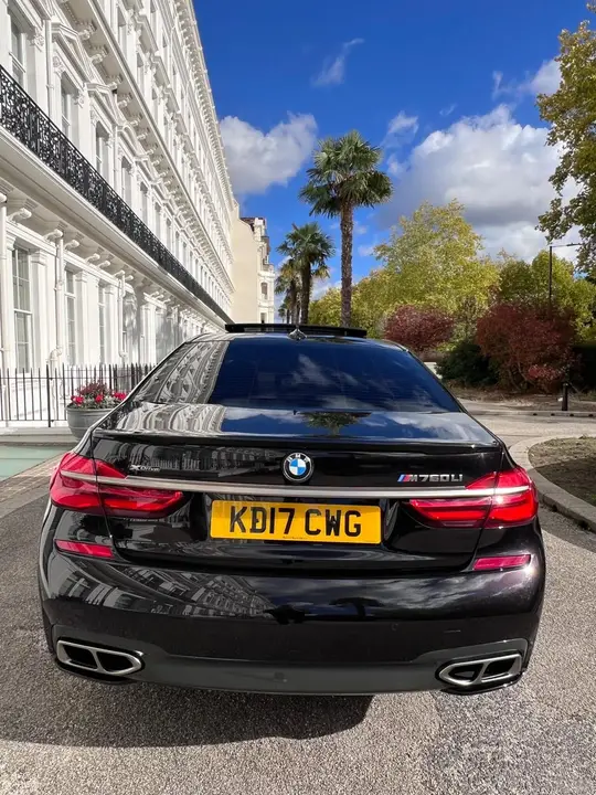 BMW 7 Series 2017 photo 3