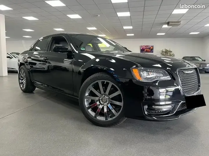 Chrysler 300C 2014 photo 3