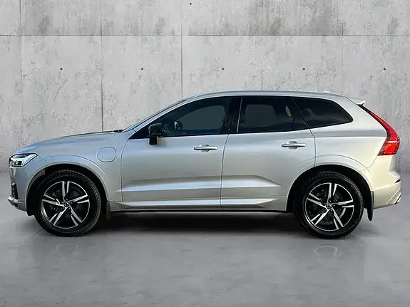 Volvo Xc60 2019 photo 2