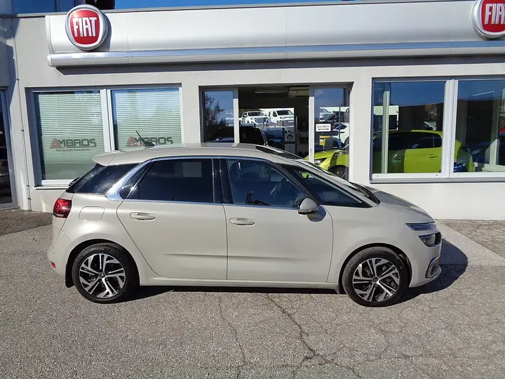 Citroen C4 Picasso 2018 photo 2