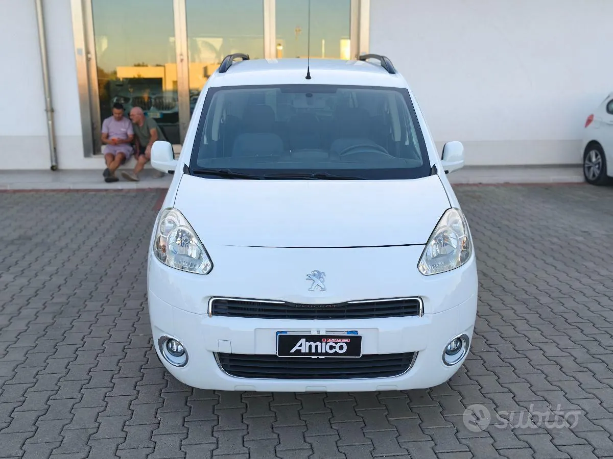 Peugeot Partner 2013 photo 2