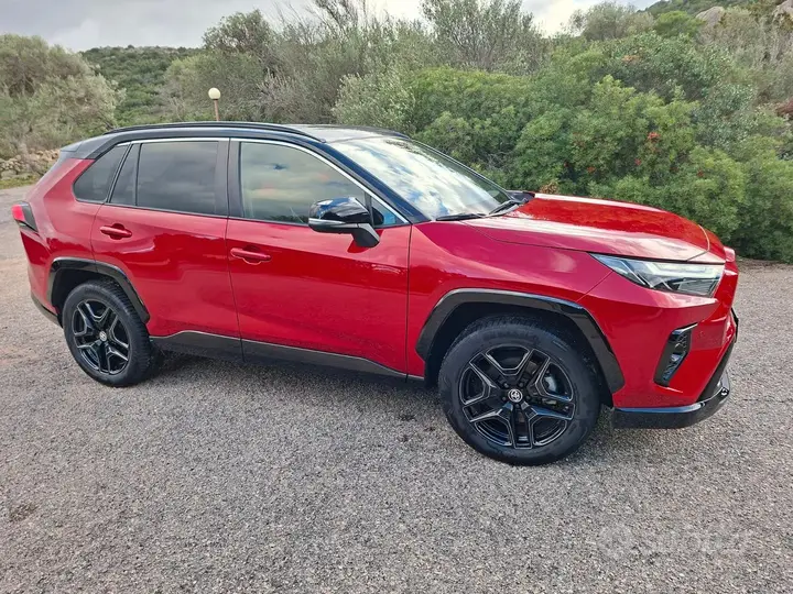 Toyota Rav4 2024 photo 2