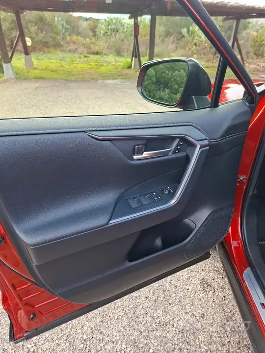 Toyota Rav4 2024 photo 4