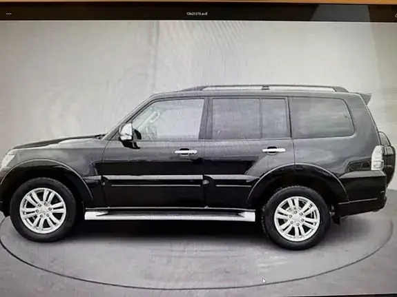 Mitsubishi Pajero 2018 photo 3