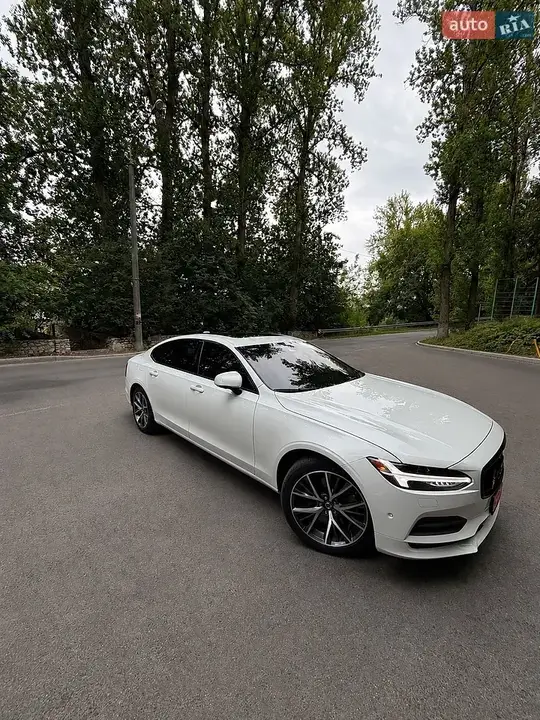 Volvo S90 2017 photo 2