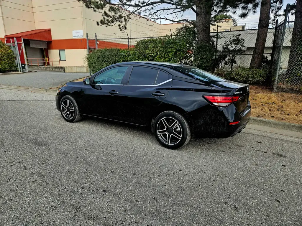 Nissan Sentra 2021 photo 4