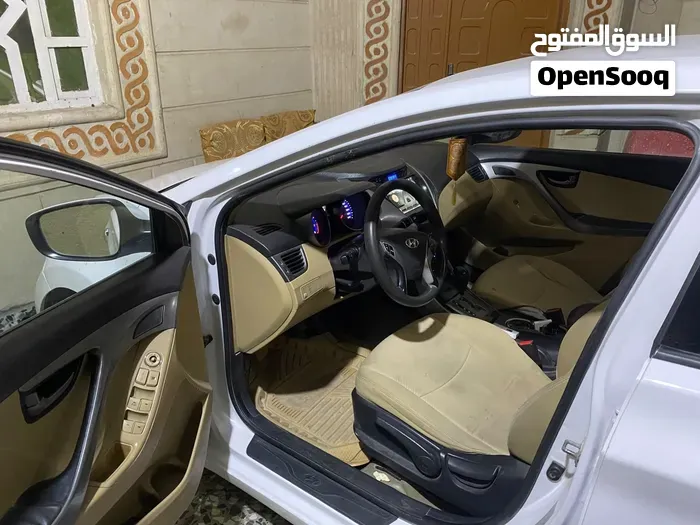 Hyundai Elantra 2014 photo 2