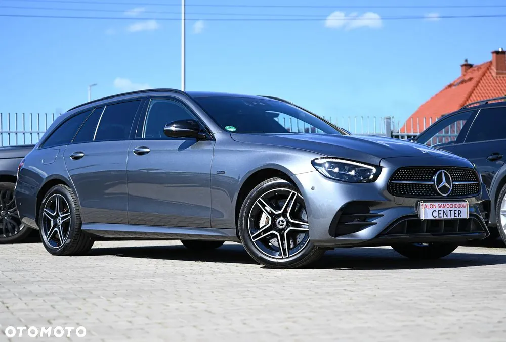 Mercedes-Benz E-Class 2021 photo 4