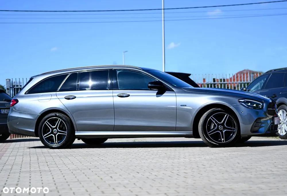 Mercedes-Benz E-Class 2021 photo 5