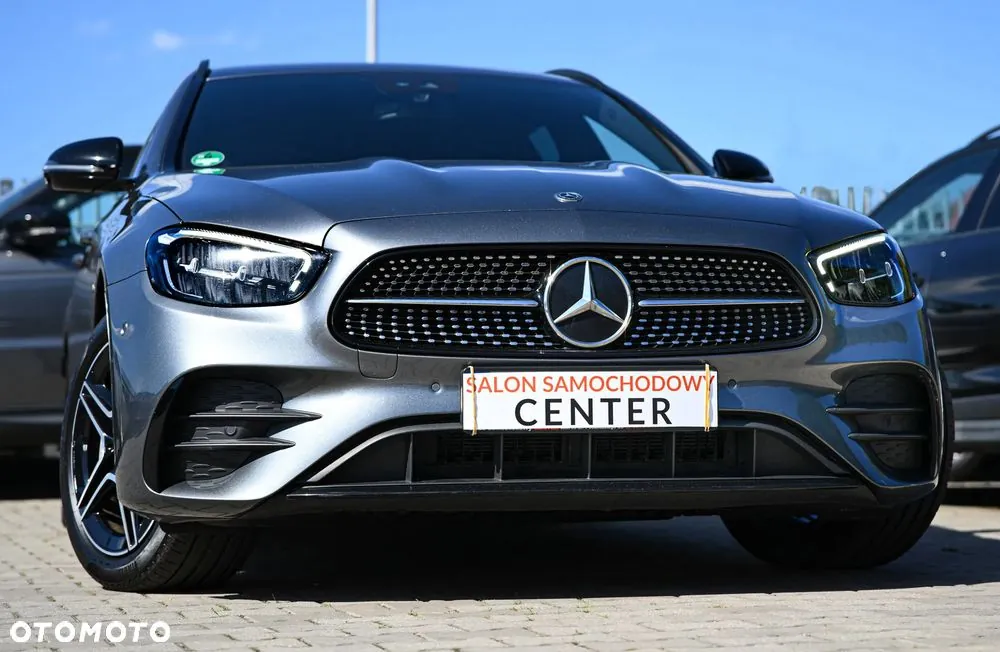 Mercedes-Benz E-Class 2021 photo 3