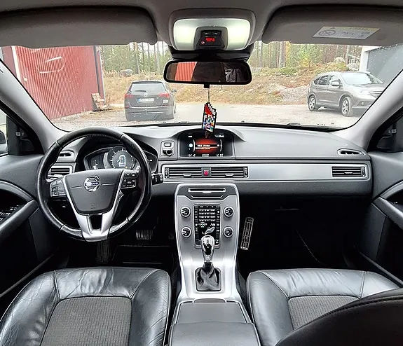 Volvo V70 2015 photo 4