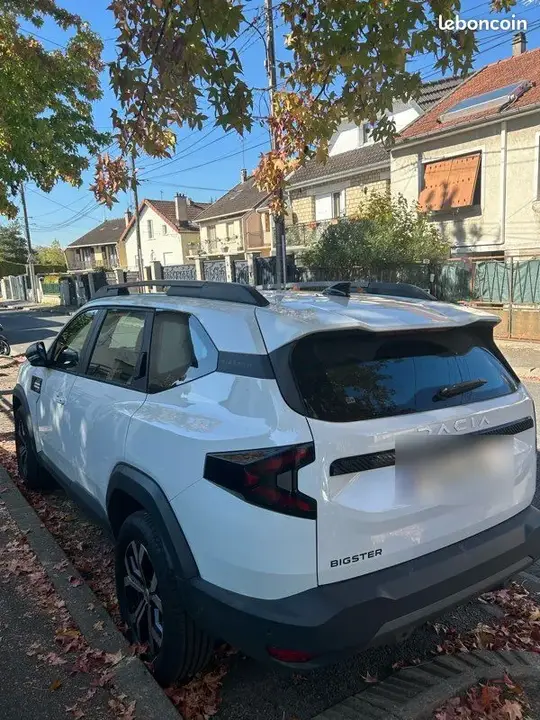 Dacia Bigster 2025 photo 2