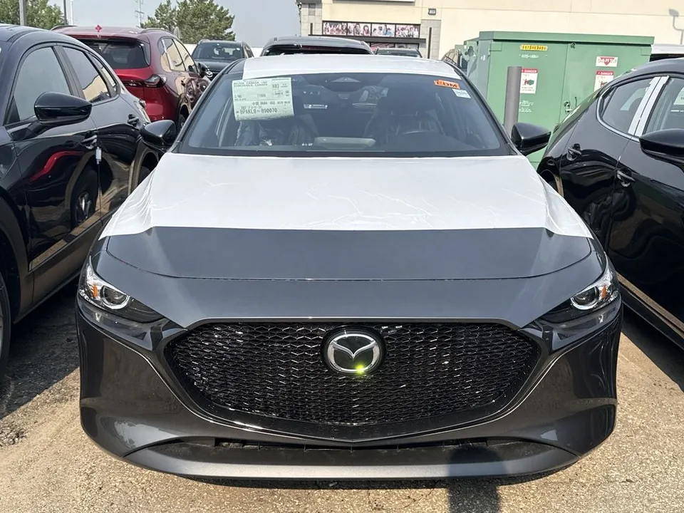 Mazda Mazda3 2026 photo 2