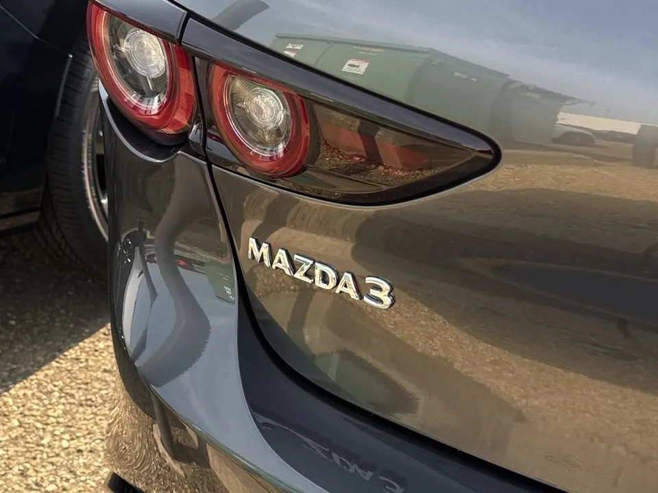 Mazda Mazda3 2026 photo 5