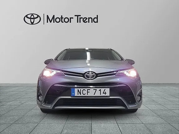 Toyota Avensis 2016 photo 5