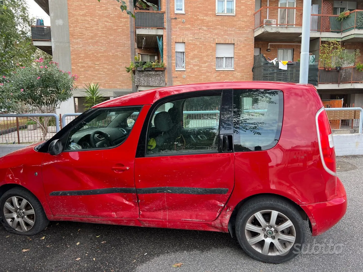 Skoda Roomster 2009 photo 3