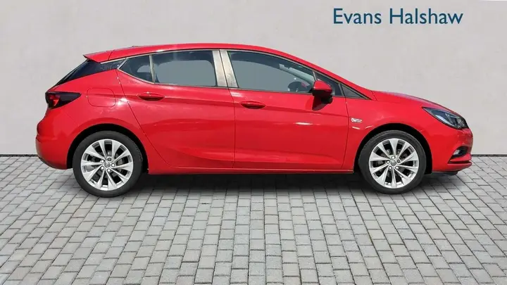 Vauxhall Astra 2018 photo 5