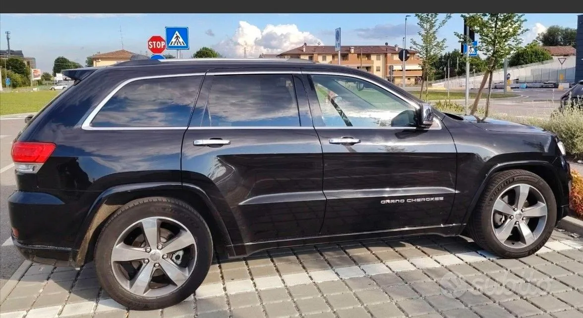 Jeep Grand Cherokee 2015 photo 3