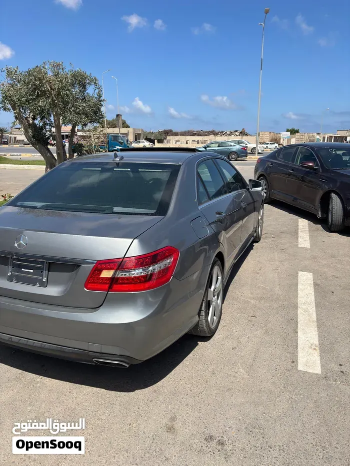 Mercedes-Benz E 350 2012 photo 4
