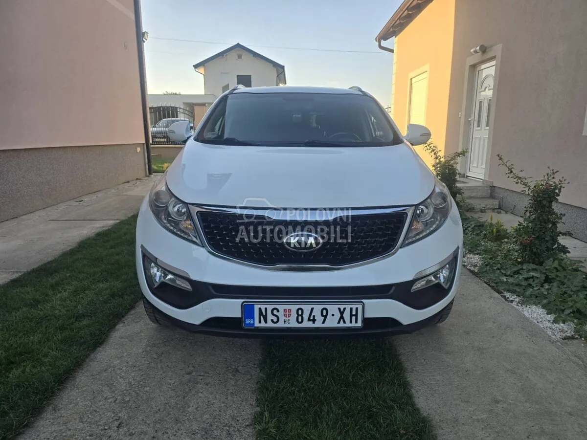 Kia Sportage 2015 photo 2