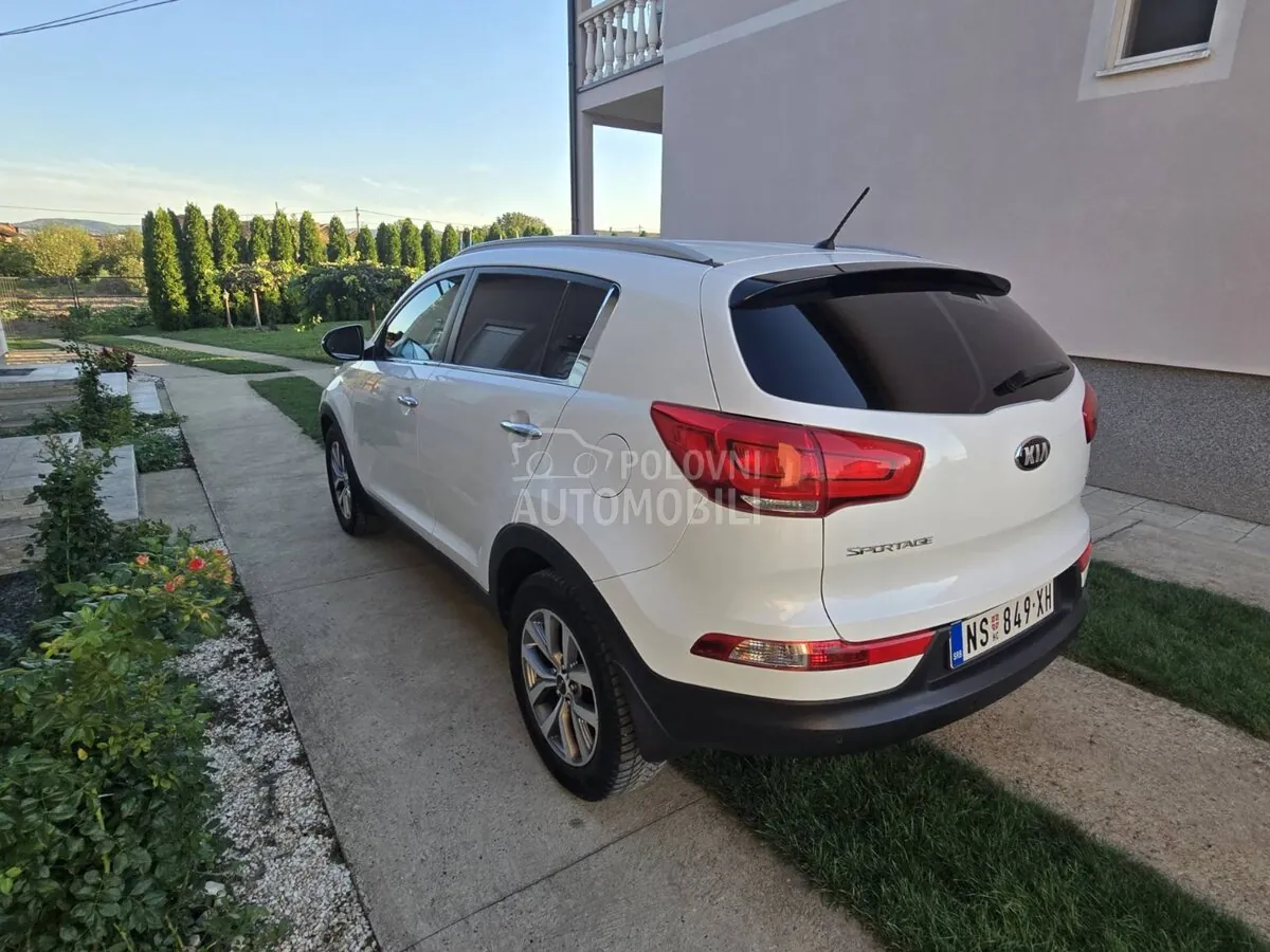 Kia Sportage 2015 photo 5
