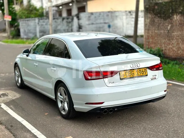 Audi A3 2017 photo 3