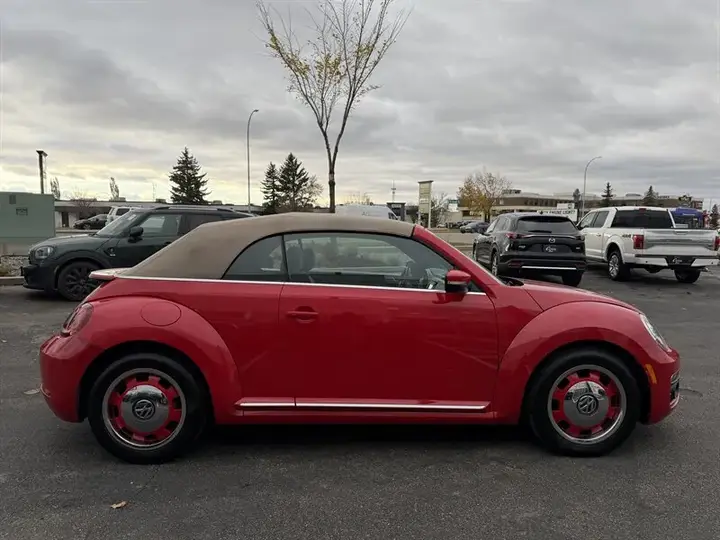 Volkswagen Beetle 2018 photo 4