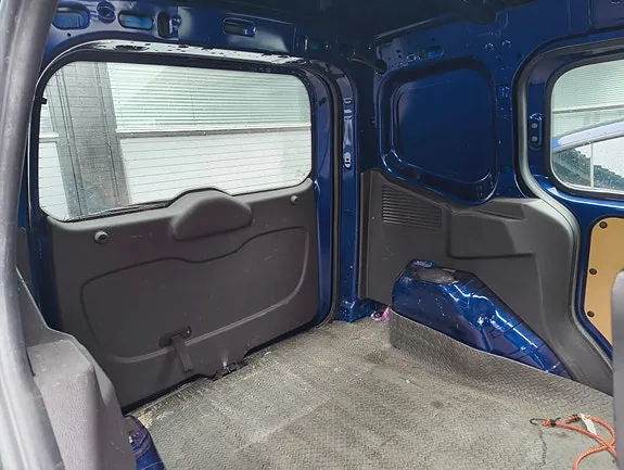 Ford Transit Courier 2020 photo 3