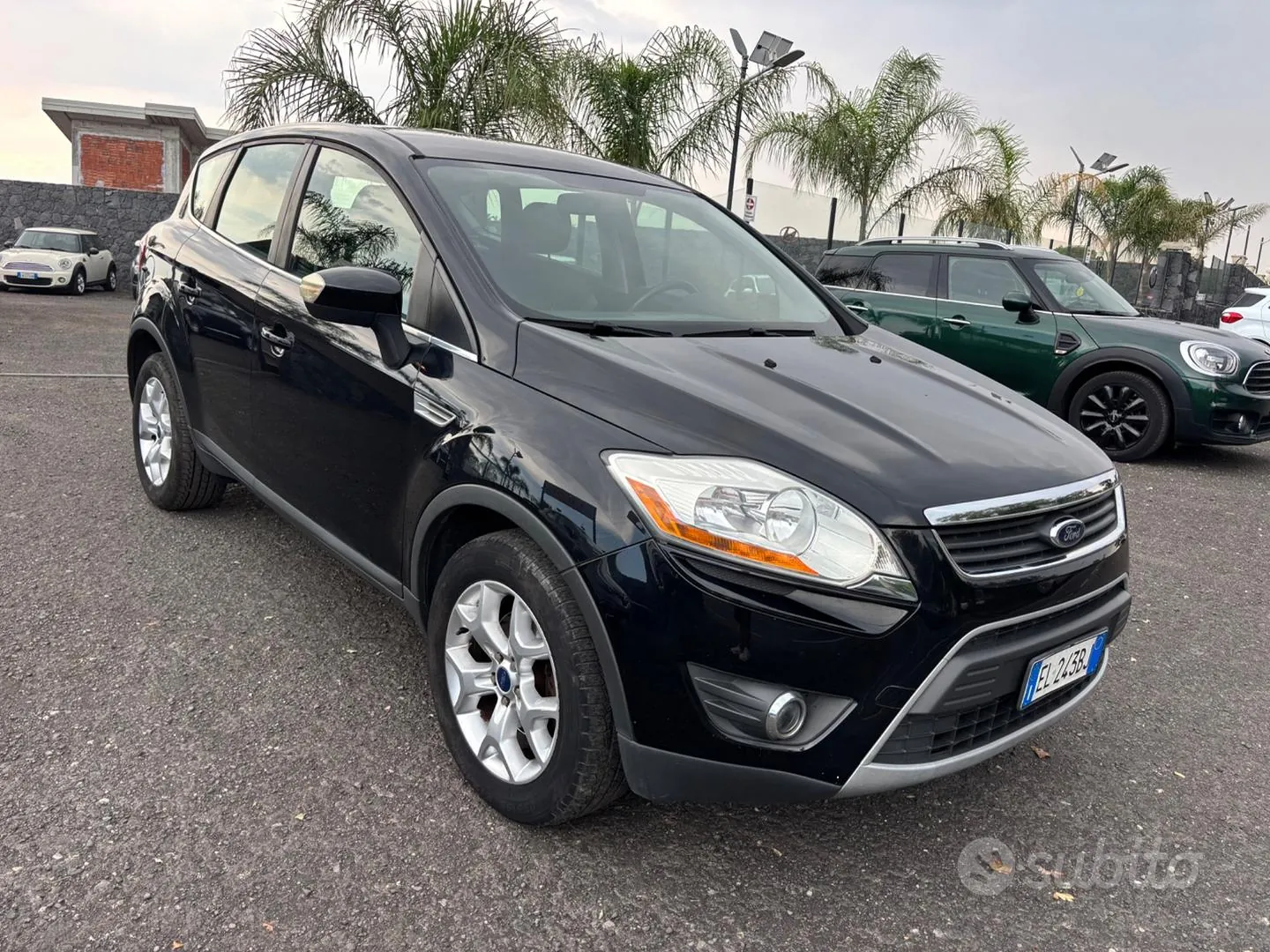 Ford Kuga 2012 photo 3