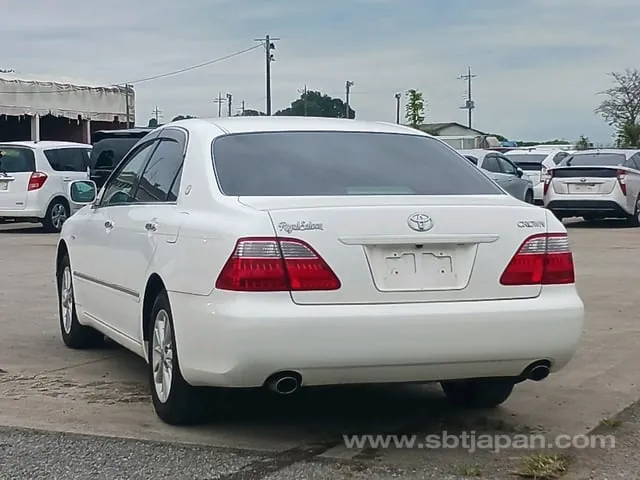 Toyota Crown Royal Saloon 2006 photo 5
