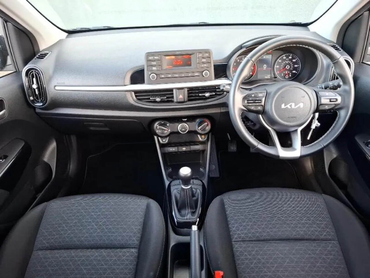 Kia Picanto 2024 photo 3