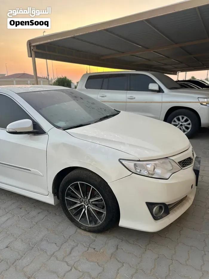 Toyota Camry 2013 photo 2