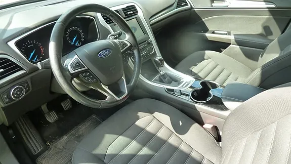 Ford Mondeo 2015 photo 3