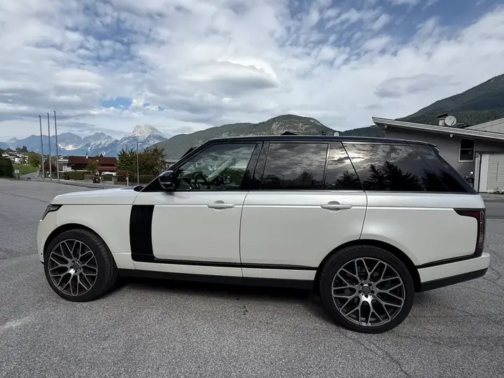 Land Rover Range Rover 2013 photo 2